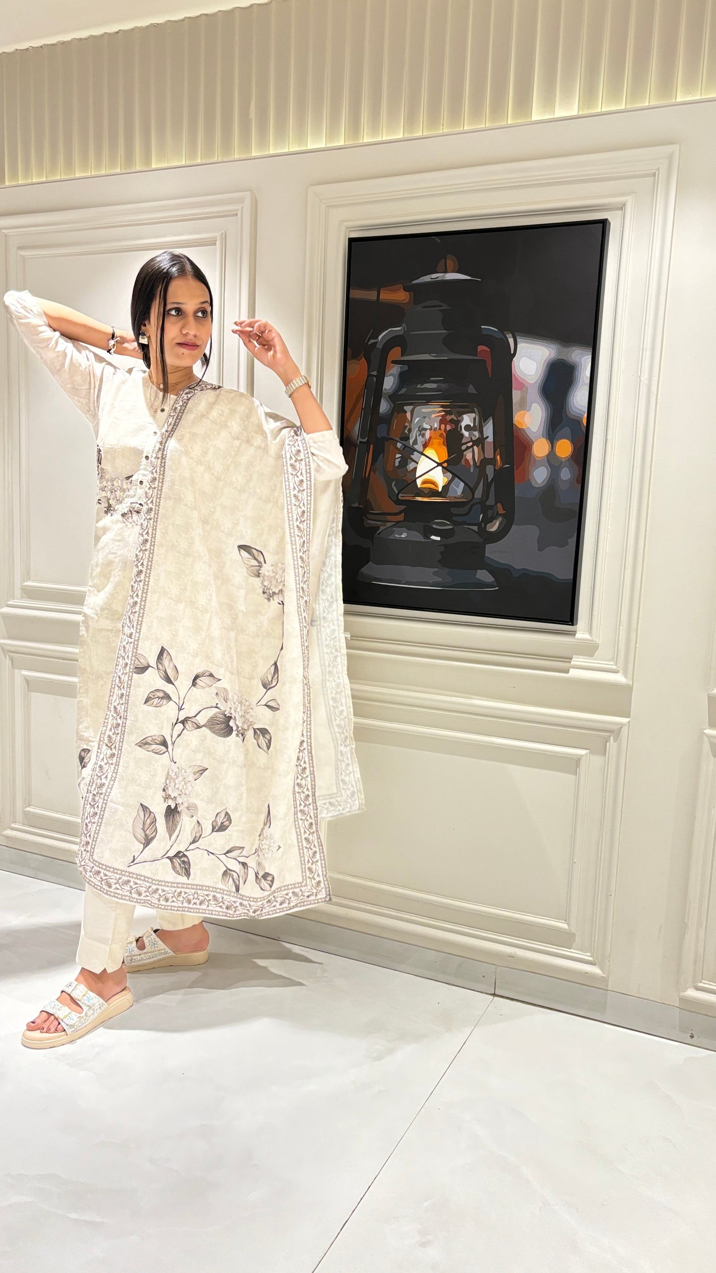 White abstract print Salwar Suit