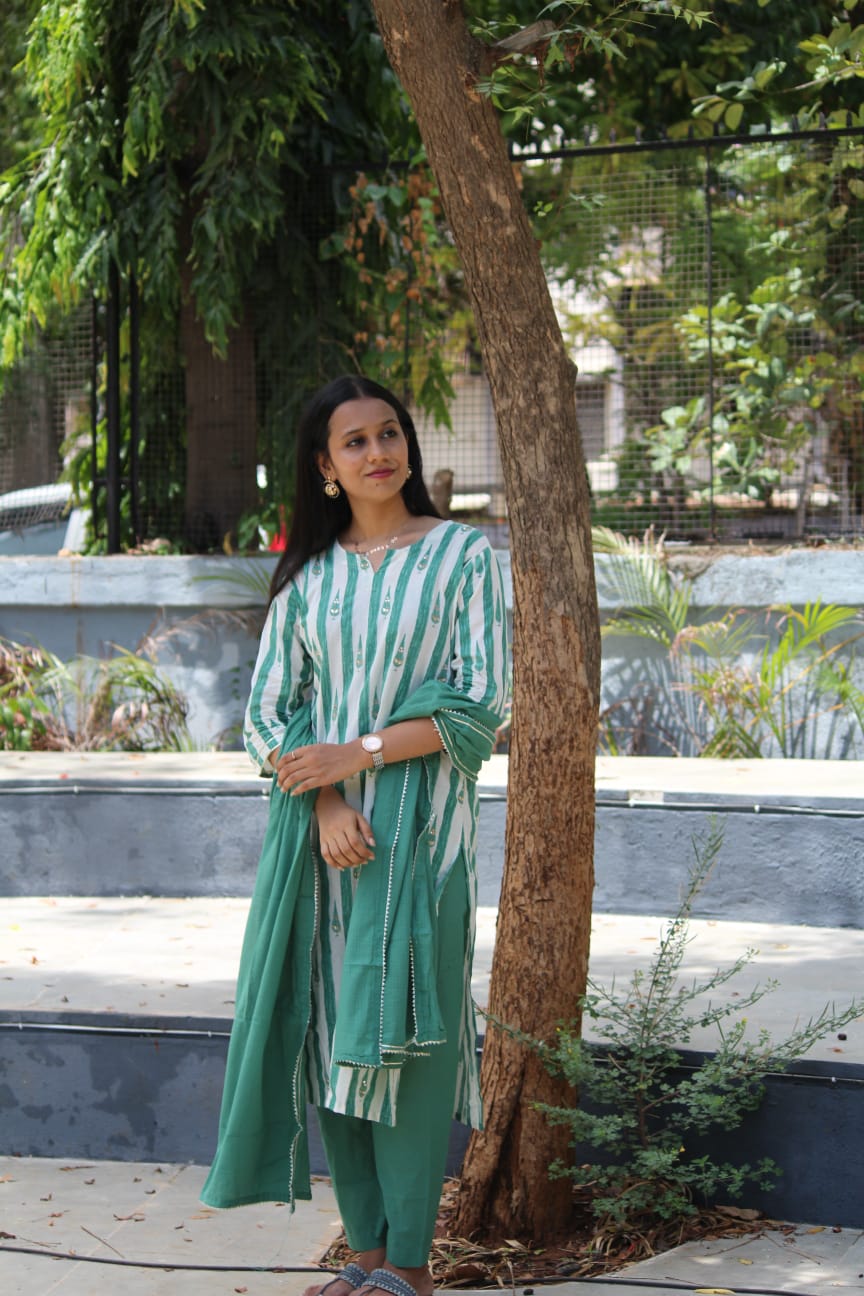 Green Straight Striped Gota work Kurta Pant Dupatta set